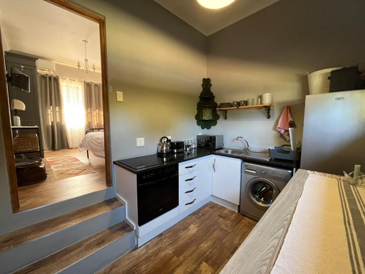 Stellenhaus Guest Cottage 스텔렌보스 외부 사진